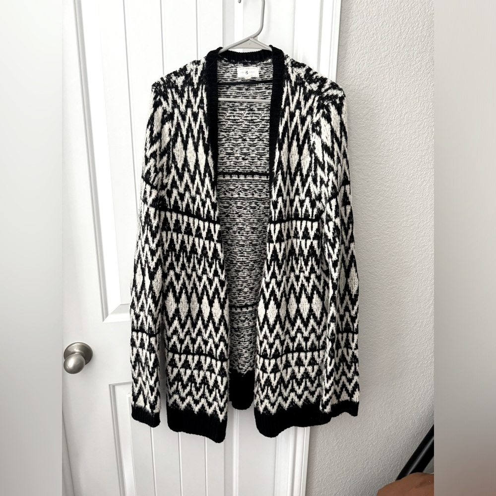 Black and white sweater
